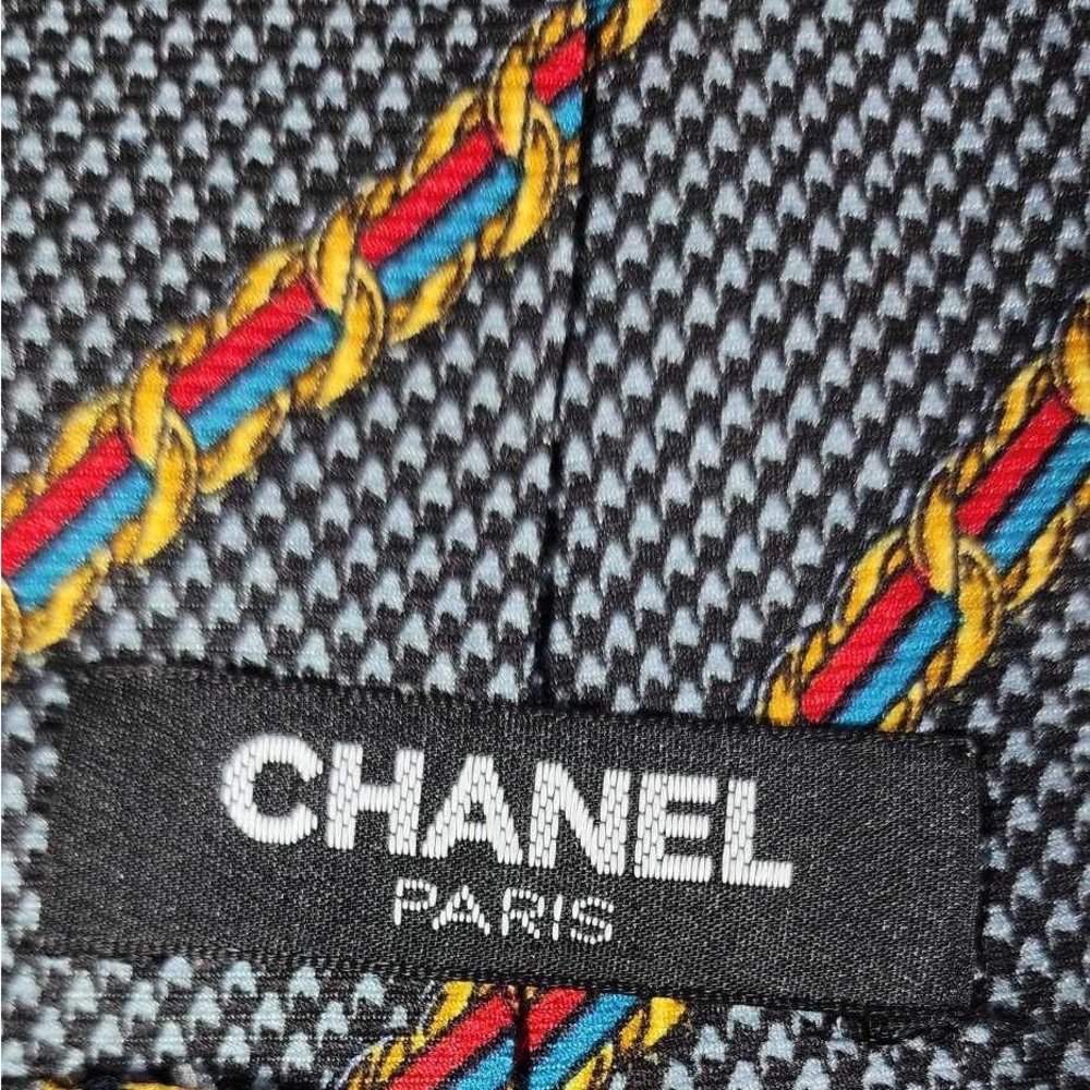 Vintage CHANEL Tie